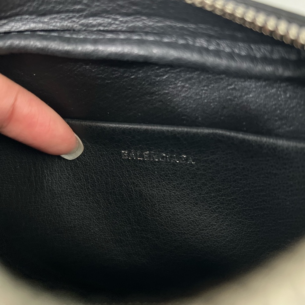 💯New Balenciaga XS Black Everyday Crossbody - Picture 10 of 14